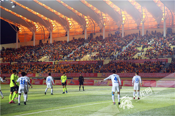 星空体育下载反败为胜首场状态出色，法国队观众沸腾！，德罗巴重返赛场比赛高潮迭起的简单介绍